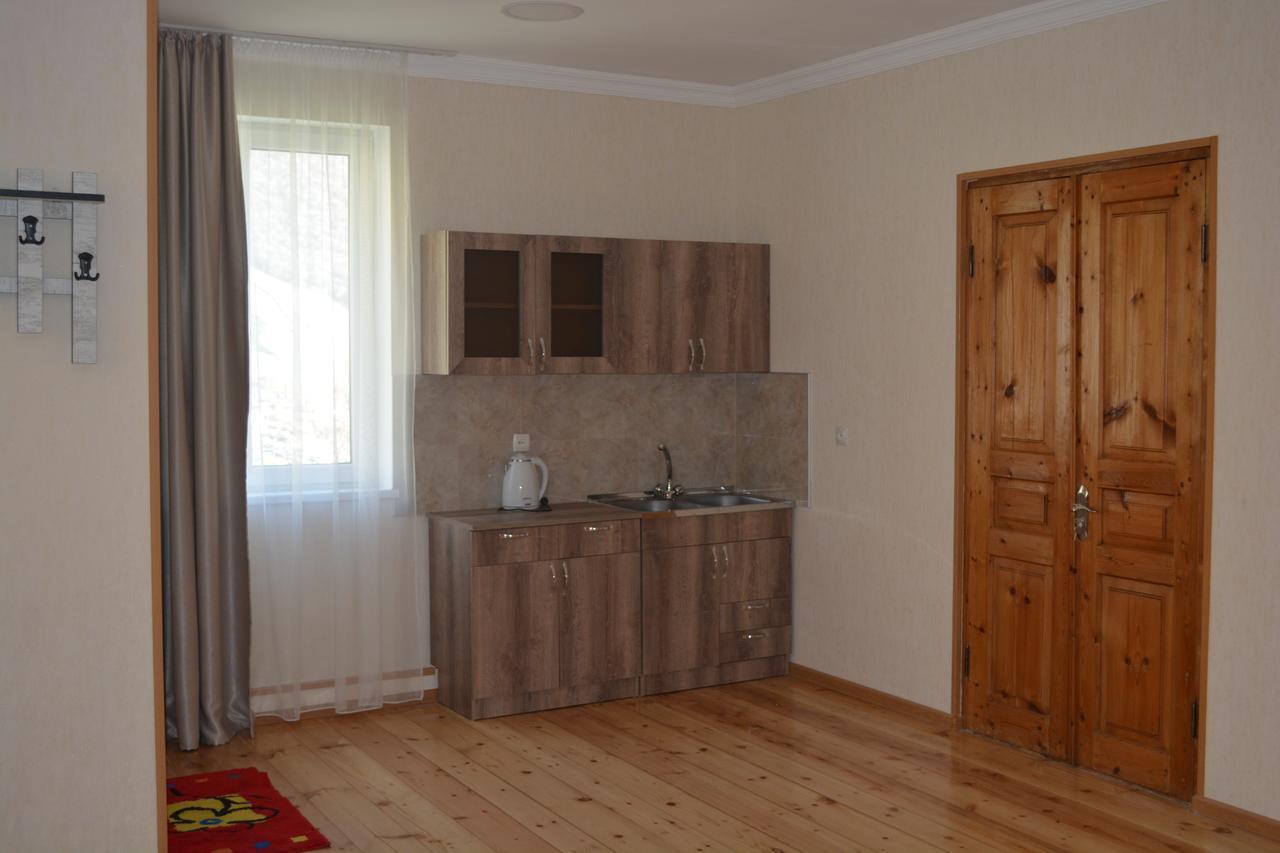 Ekaterine Guest House Stepantsminda Exterior photo
