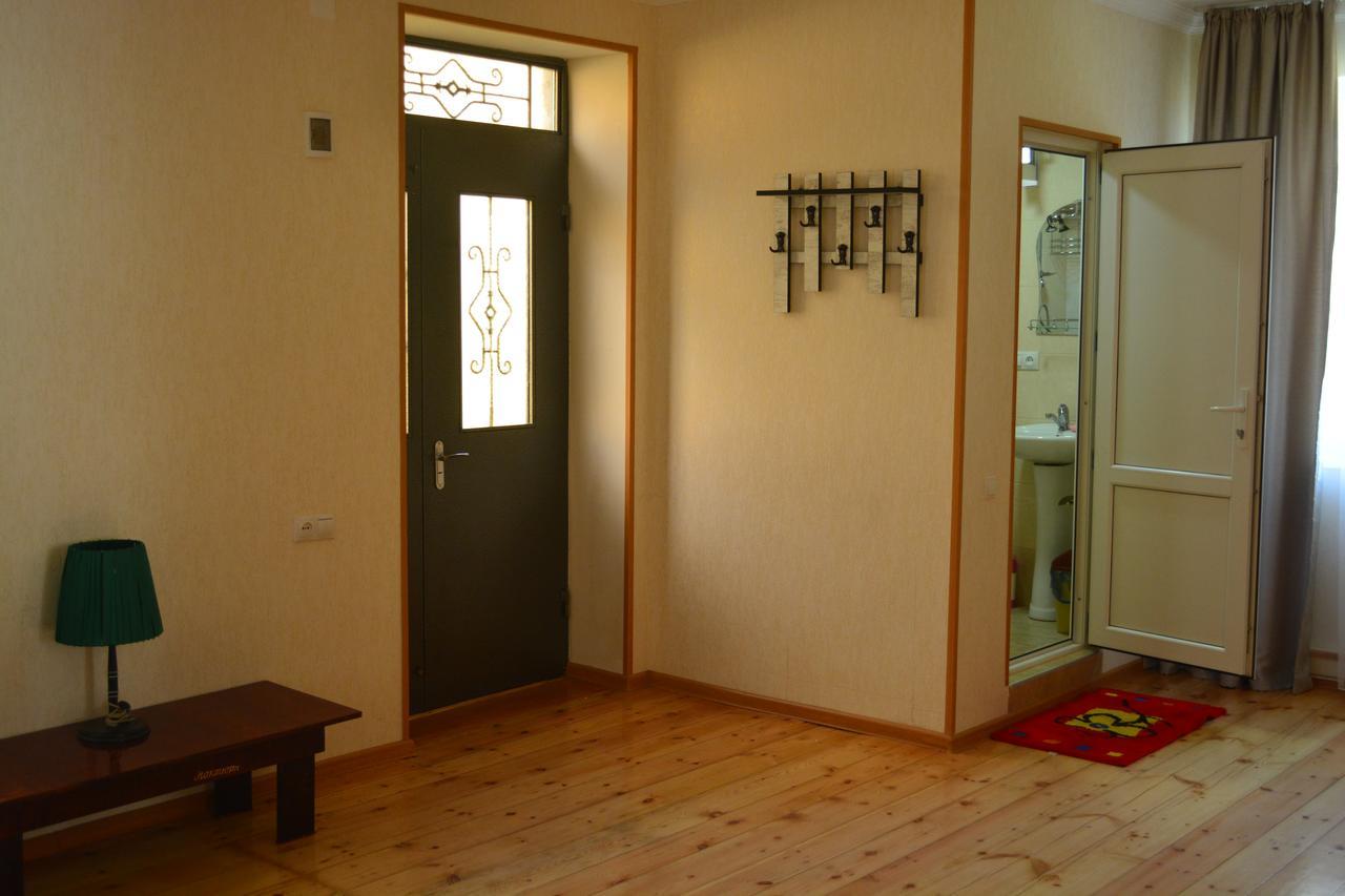 Ekaterine Guest House Stepantsminda Exterior photo
