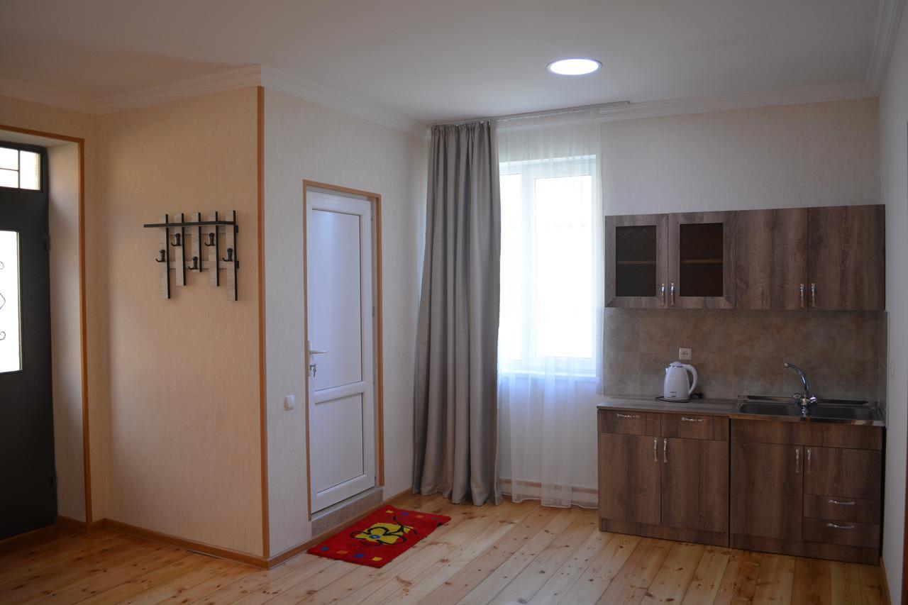 Ekaterine Guest House Stepantsminda Exterior photo