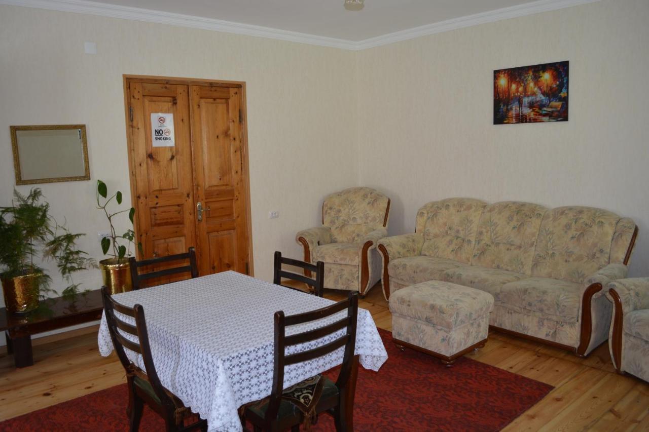 Ekaterine Guest House Stepantsminda Exterior photo